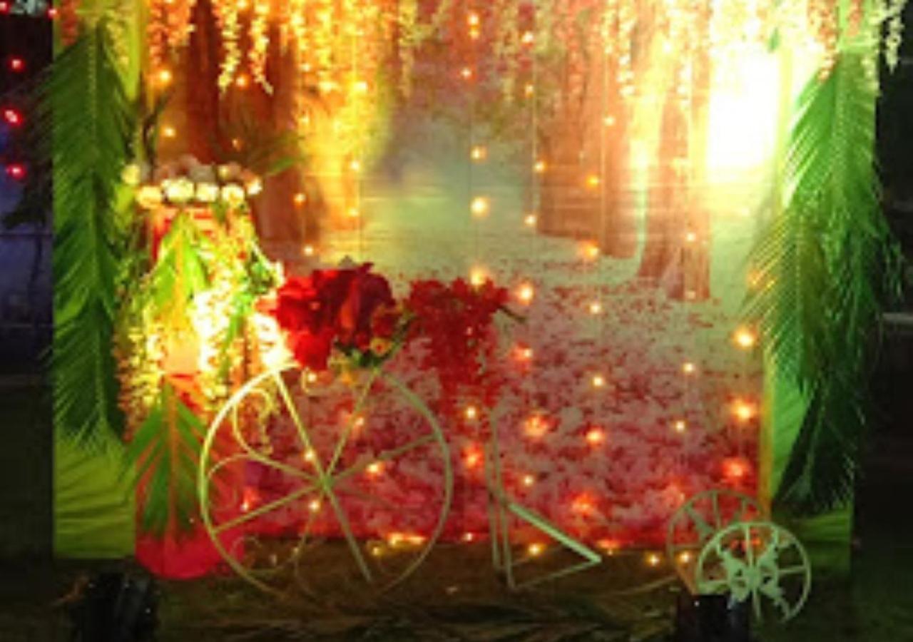 Hotel Blue Paradise Chandrapur Bagian luar foto