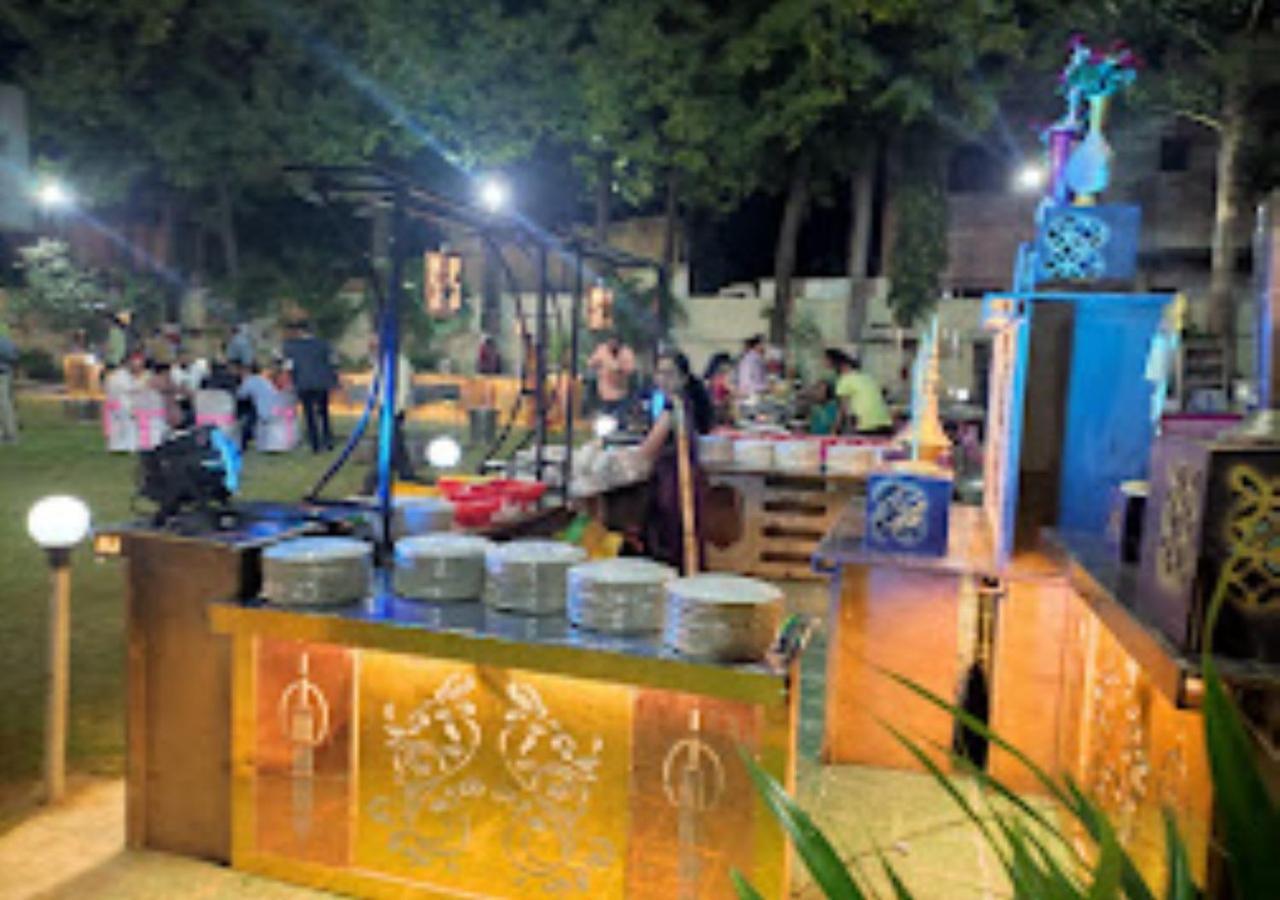 Hotel Blue Paradise Chandrapur Bagian luar foto